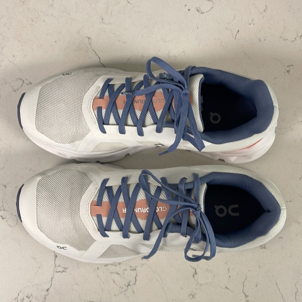 ON WOMEN'S CLOUDRUNNER Undyed-White | Flame Athletic Sneakers Size 9 - Picture 14 of 17